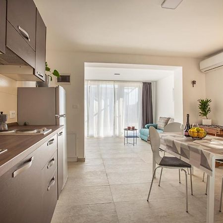 Apartaments Punta Relax Умаг Экстерьер фото